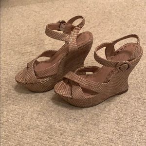 Alice & Olivia blush wedge sandals BIG PRICE DROP!